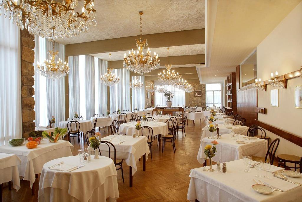 Hotel Cristallino & Suites Montecatini Terme Restoran fotoğraf